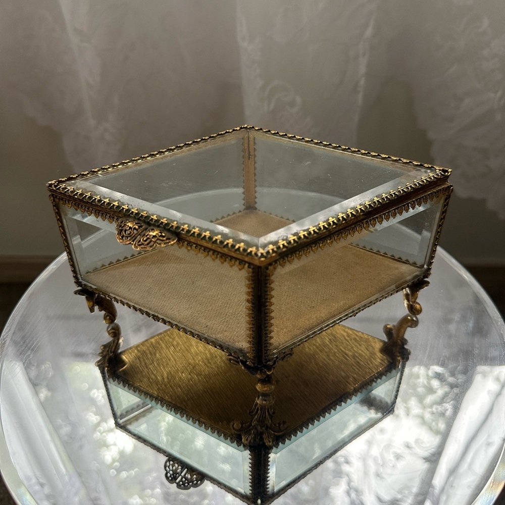 Vintage glass jewelry box
